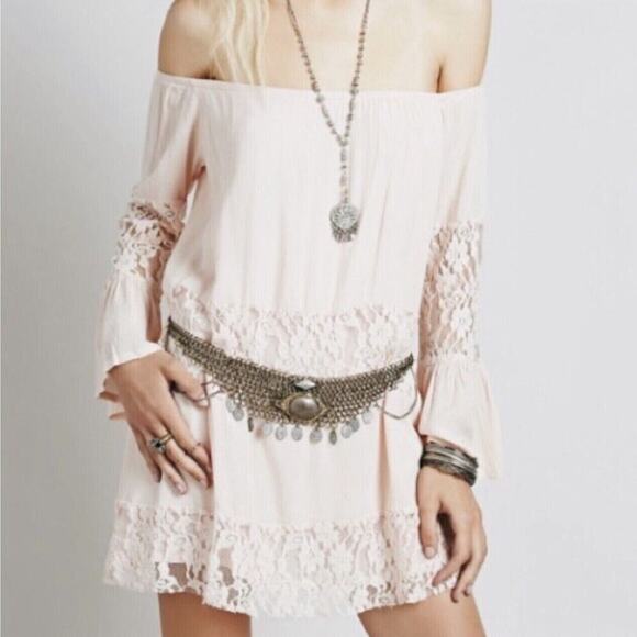 Free People Bell Sleeve Mini Dress Floral Lace Peasant Small Pink Boho Romantic - Picture 1 of 11